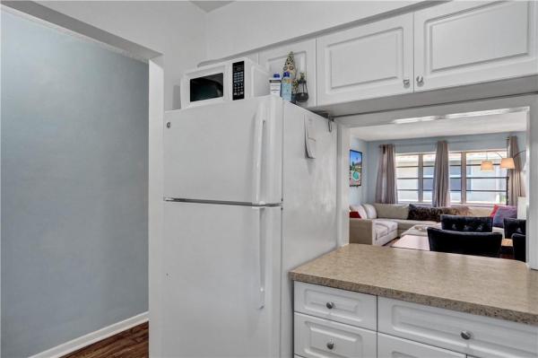 Sunny Court, 2701 NE 1st St #203, Pompano Beach, Florida 33062, image 1