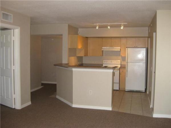 Mirabella Villas, 415 Villa Cir, Boynton Beach, Florida 33435, image 2