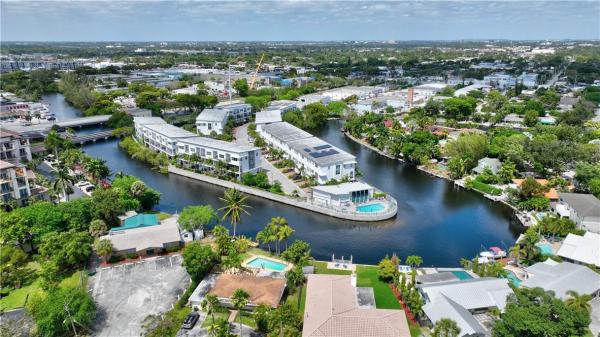 Wilton Station, 2617 NE 14th Ave #105, Wilton Manors, Florida 33334, image 2