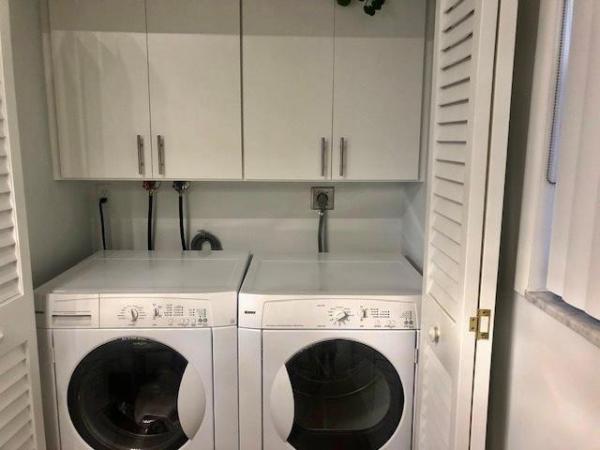 328 Missouri St, Hollywood, Florida 33019, image 2