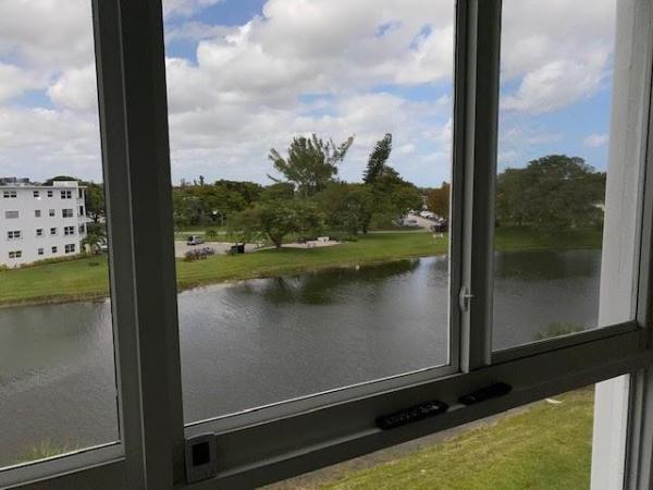 Cambridge, 4132 Cambridge F, Deerfield Beach, Florida 33442, image 2