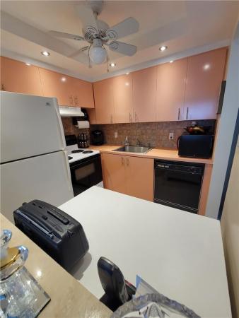 77 Newport E, Deerfield Beach, Florida 33442, image 2
