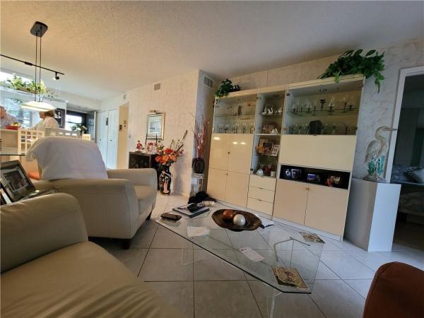 Olympic Pointe At Cypress Bend, 2226 N Cypress Bend Dr #104, Pompano Beach, Florida 33069, image 2