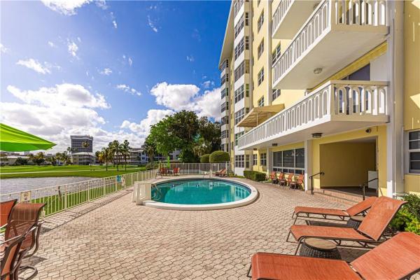 Country Club Towers, 2500 NE 48th Ln #501, Fort Lauderdale, Florida 33308, image 1