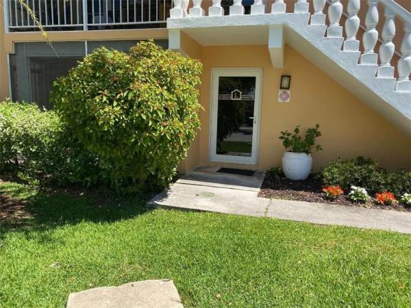Manor Grove Village, 1930 NE 2nd Ave #111L, Wilton Manors, Florida 33305, image 3
