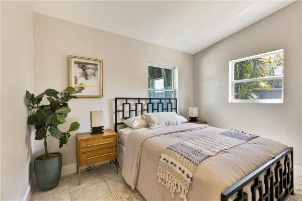 Englewood Manor, 2905 French Ave, Lake Worth, Florida 33461, image 2