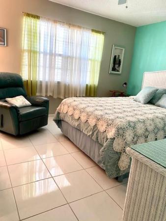 Martinique Village, 4401 Martinique Ct #F3, Coconut Creek, Florida 33066, image 1