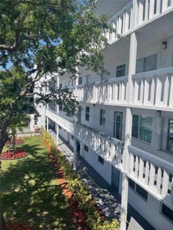 Harwood, 3029 Harwood D, Deerfield Beach, Florida 33442, image 3