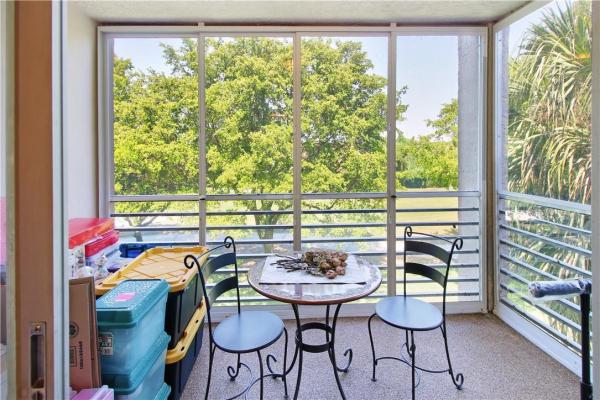 Tangerine Of Pine Island Ridge, 9460 Tangerine Pl #301, Davie, Florida 33324, image 1