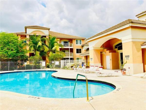 The Courtyards At Davie, 6928 SW 39th St #101A, Davie, Florida 33314, image 3