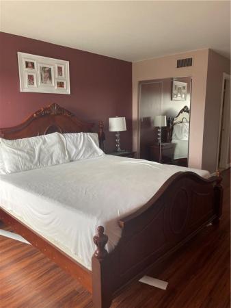 Village Green Of Boca Raton, 9500 SW 3rd St #260, Boca Raton, Florida 33428, image 1