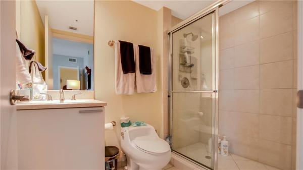 One Fifty One At Biscayne, 14951 Royal Oaks Ln #608, North Miami, Florida 33181, image 2