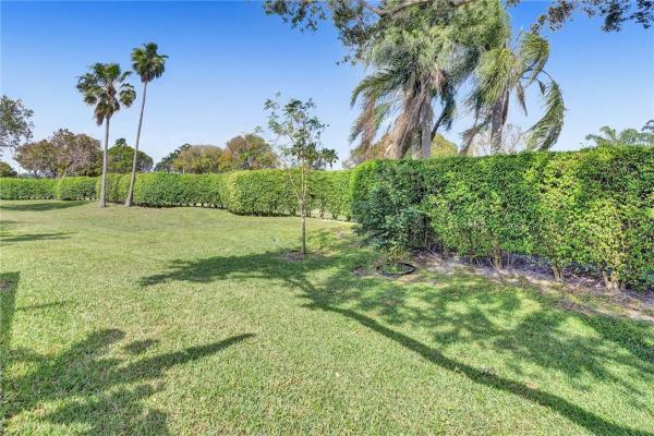 Parkshore At Whisper Walk, 8199 Springlake Dr, Boca Raton, Florida 33496, image 2