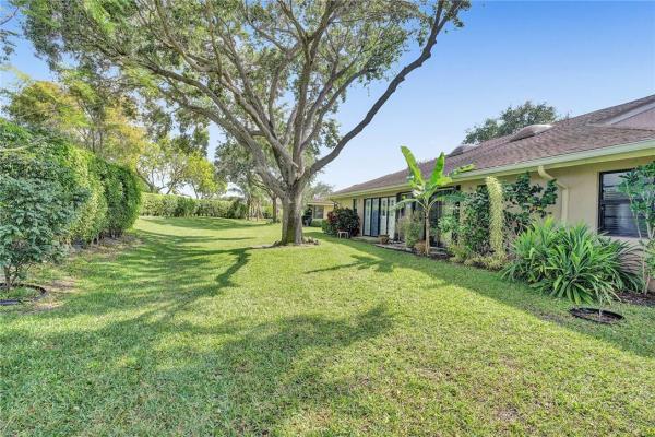 Parkshore At Whisper Walk, 8199 Springlake Dr, Boca Raton, Florida 33496, image 3