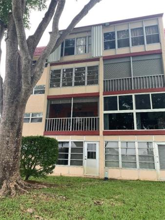 Oriole Golf & Tennis Club 2, 1005 Country Club Dr #309, Margate, Florida 33063, image 1