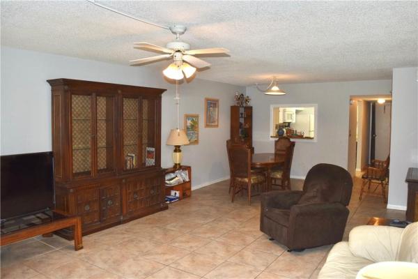 Lago West, 430 Commodore Dr #108, Plantation, Florida 33325, image 3