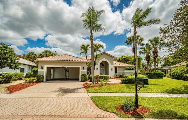 Exeter At Wycliffe, 4918 Exeter Estate Ln, Lake Worth, Florida 33449, image 3