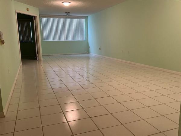 Sunrise Lakes 4, 10208 NW 24th Pl #109, Sunrise, Florida 33322, image 1