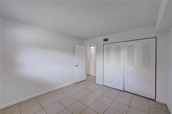 Sandalfoot Squire, 9210 SW 3rd St #201, Boca Raton, Florida 33428, image 1