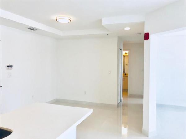 Weitzer Aventura Place, 2651 NE 212th Ter #204, Ojus, Florida 33180, image 3