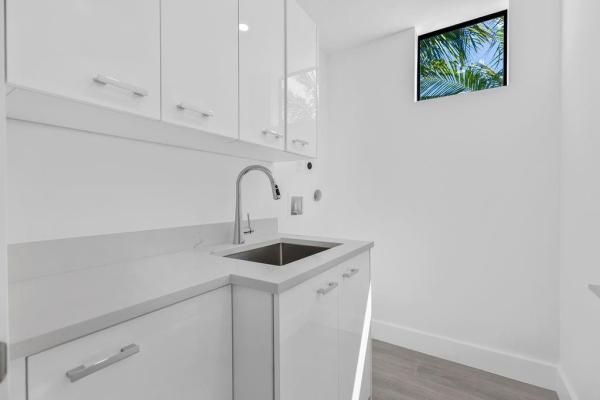 Wilton Springs, 2679 NE 8th Ave #2679, Wilton Manors, Florida 33334, image 2