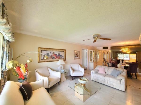 Monaco Gardens, 860 SE 6th Ave #114, Deerfield Beach, Florida 33441, image 3