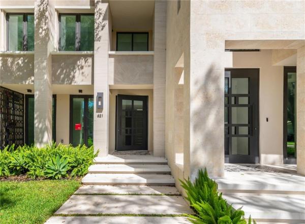 Almeria Square, 625 Almeria Ave #625, Coral Gables, Florida 33134, image 1