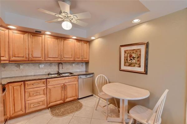 Ventnor, 2044 Ventnor O, Deerfield Beach, Florida 33442, image 2