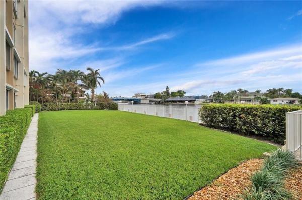 Royal Mariner, 3100 NE 49th St #805, Lauderdale By The Sea, Florida 33308, image 1