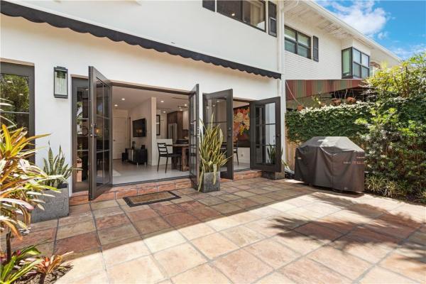 Townhouse Isles, 4 Middlesex Dr, Wilton Manors, Florida 33305, image 3
