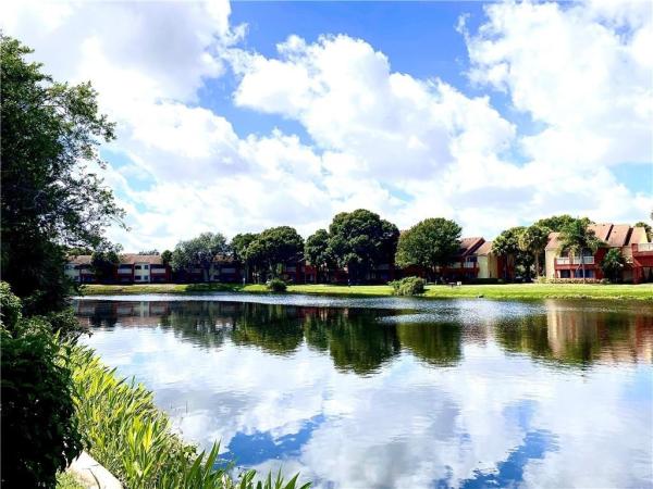 Boynton Landings, 2315 N Congress Ave #34, Boynton Beach, Florida 33426, image 1