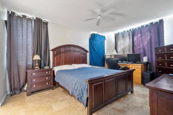 Poinciana Place Of Pine Island Ridge, 9440 Poinciana Pl #401, Davie, Florida 33324, image 3