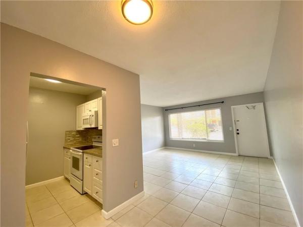 Fairfield Apartments, 2309 S Federal Hwy #10, Boynton Beach, Florida 33435, image 3