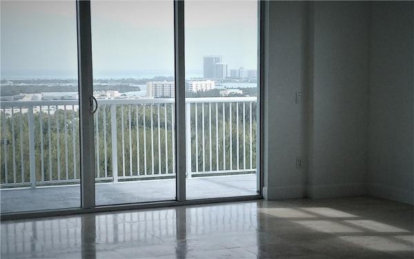 One Fifty One At Biscayne, 14951 Royal Oaks Ln #2004, North Miami, Florida 33181, image 1