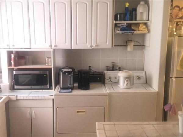 The Racquet Club, 805 W Oakland Park Blvd #D1, Oakland Park, Florida 33311, image 1