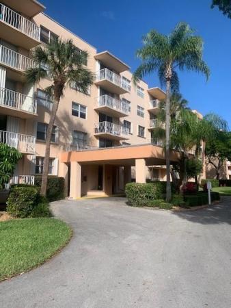 Breakwaters Of The Palm Beaches, 470 Executive Center Dr #2A, West Palm Beach, Florida 33401, image 2