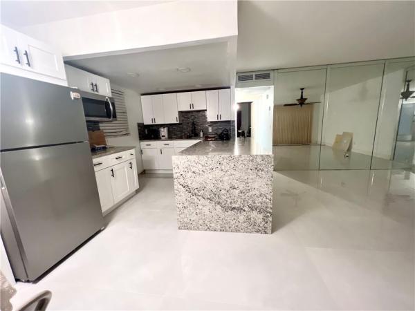 Seville At Kings Point, 112 Seville D, Delray Beach, Florida 33446, image 3