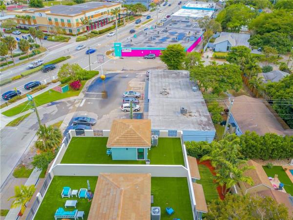 2113 NE 5th Ave, Wilton Manors, Florida 33305, image 1
