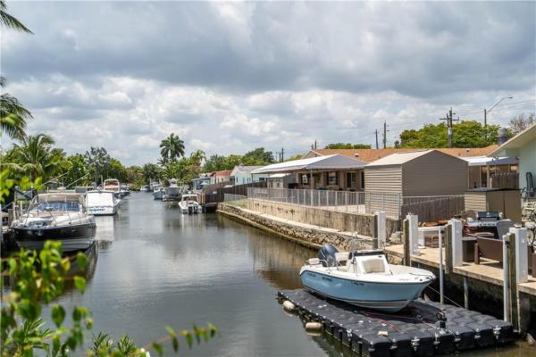 Florian Isles, 1405 NW 10th St, Dania Beach, Florida 33004, image 1