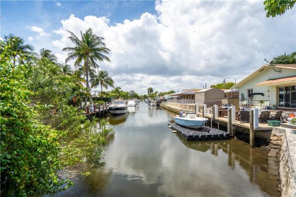 Florian Isles, 1405 NW 10th St, Dania Beach, Florida 33004, image 3
