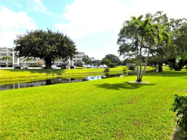 Century Village East, 266 Newport R, Deerfield Beach, Florida 33442, image 1