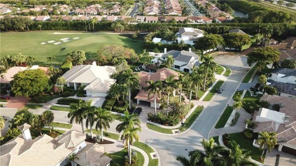 Boca Grove Plantation, 21440 Burnside Ct, Boca Raton, Florida 33433, image 2