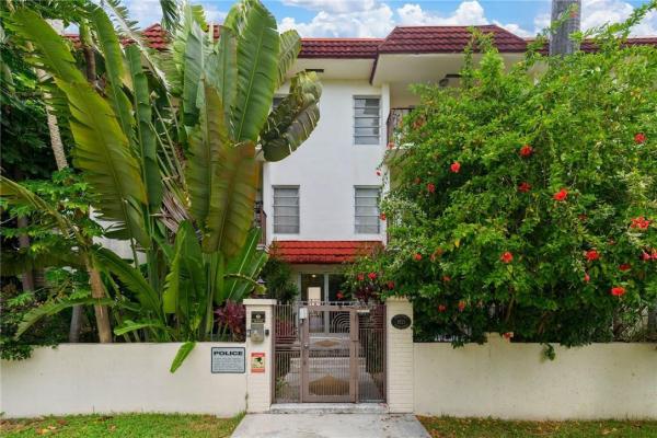 Royal Palm Villas, 1821 Jefferson Ave #201, Miami Beach, Florida 33139, image 3