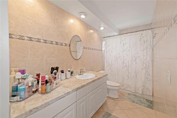 Royal Palm Villas, 1821 Jefferson Ave #201, Miami Beach, Florida 33139, image 1