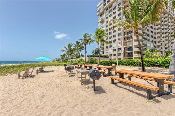 Sea Ranch Club C, 4900 N Ocean Blvd #310, Lauderdale By The Sea, Florida 33308, image 3