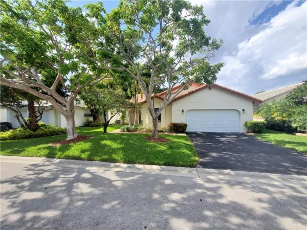 Patio Homes 3 At Country Isles, 1965 Sacramento, Weston, Florida 33326, image 1