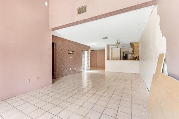 Villas Of Plantation, 1192 N University Dr, Plantation, Florida 33322, image 1