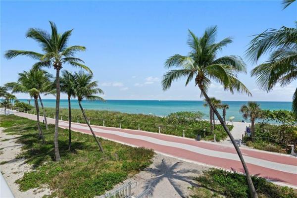 The Carriage House, 5401 Collins Ave #322, Miami Beach, Florida 33140, image 2
