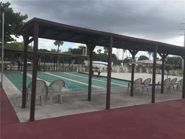 Lauderdale Oaks, 2861 NW 47th Ter #410A, Lauderdale Lakes, Florida 33313, image 3