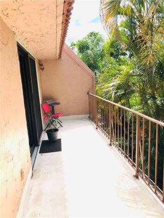 Valencia Village, 46 Seville Cir #5-47, Davie, Florida 33324, image 2